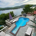 Apartman Seaside With A Swimming Pool Cove Pribinja, Hvar - 24171 Hvar Town