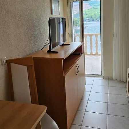 Daire Seaside With A Swimming Pool Cove Pribinja, Hvar - 24171 Hvar Town