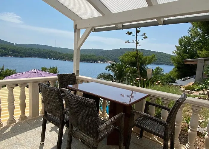 Seaside With A Swimming Pool Cove Pribinja, Hvar - 24171 *